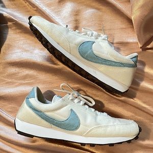 Nike woman’s shoe size 8